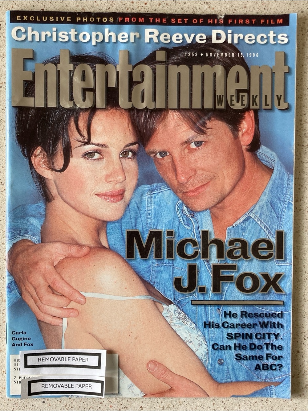 Entertainment Weekly Magazine CARLA GUGINO MICHAEL J. FOX Nov 16 1996 - Creased